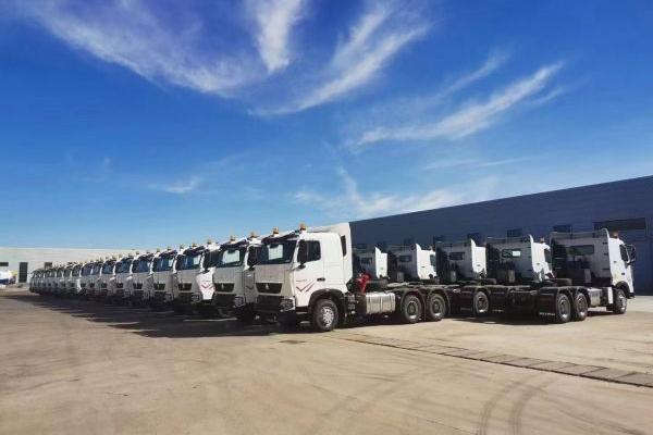 60 units SINOTRUK Tractors to Burkinafaso