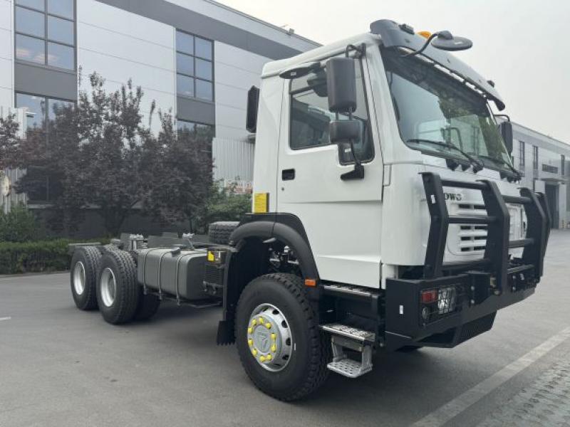 SINOTRUK HOWO 6*4 380hp Tractor truck 