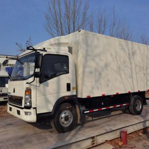 SINOTRUK HOWO 4x2 8 ton van box truck