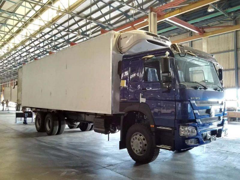 SINOTRUK HOWO 6x4 Refrigerator Truck